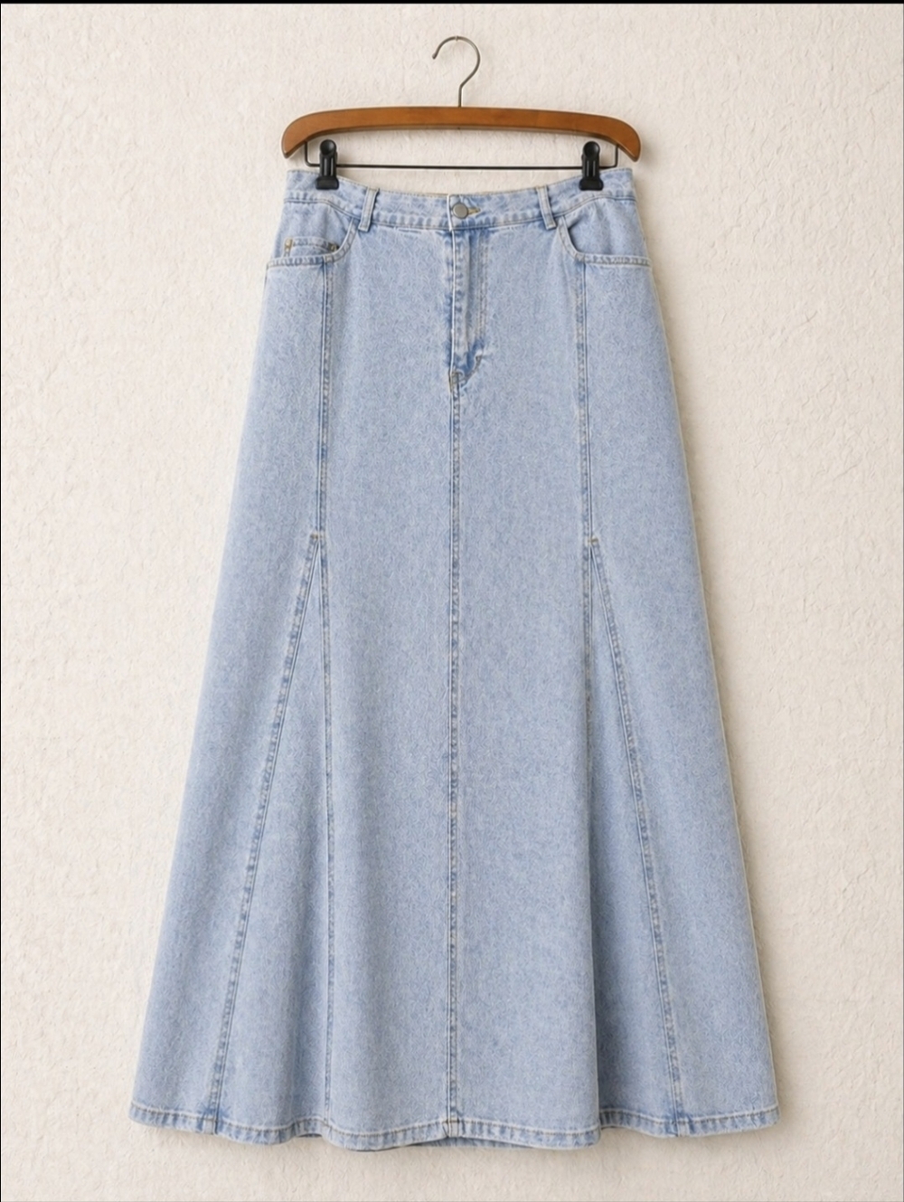 Gilli Light Wash Denim Maxi Skirt A-Line Paneled Y2K Boho Large Cotton